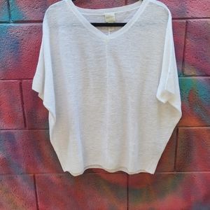 Beautiful white Chico's Zenergy top